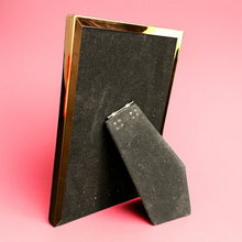 Carregar imagem no visualizador da galeria, Porta Retrato Aço Inox 10x15 Rosê Gold + Foto Revelada