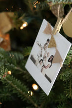 Carregar imagem no visualizador da galeria, Kit Fotos Vintage para Enfeite Arvore de Natal + Pregadores
