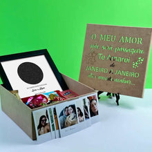 Carregar imagem no visualizador da galeria, Cesta romântica + Quadro Mapa Estelar + 6 Fotos Vintage
