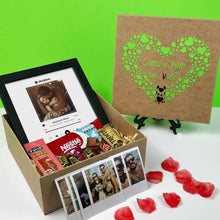 Carregar imagem no visualizador da galeria, Kit A Música que Nos Uniu + 6 Fotos Vintage Bônus
