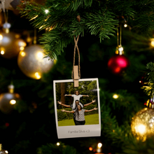 Carregar imagem no visualizador da galeria, Kit Fotos Vintage para Enfeite Arvore de Natal + Pregadores
